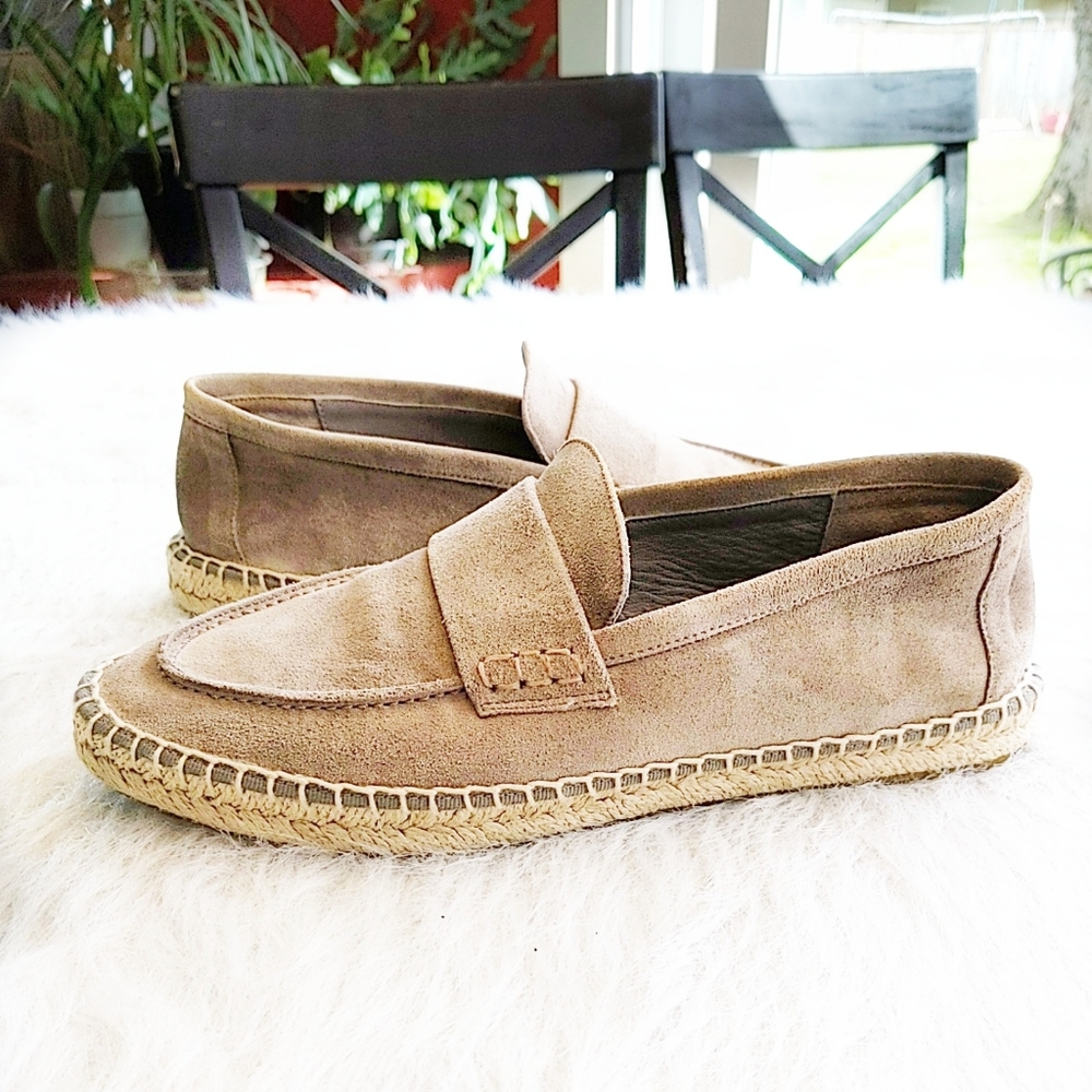 Vince Espadrille Loafer tan suede. Sz 8